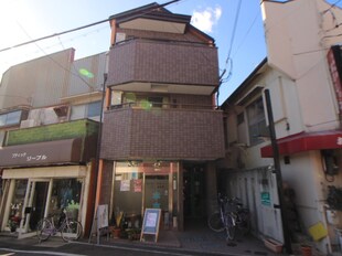 八幡館の物件外観写真